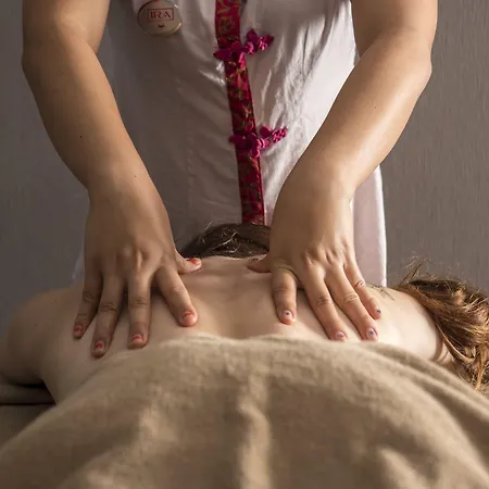 אתר נופש Le Bleu &