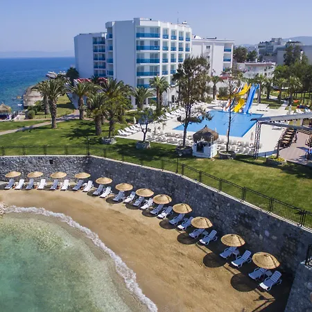 Le Bleu & منتجع 5*