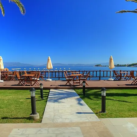 Resort Le Bleu & 5*