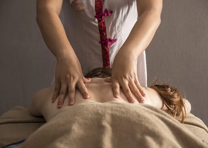 منتجع Le Bleu &