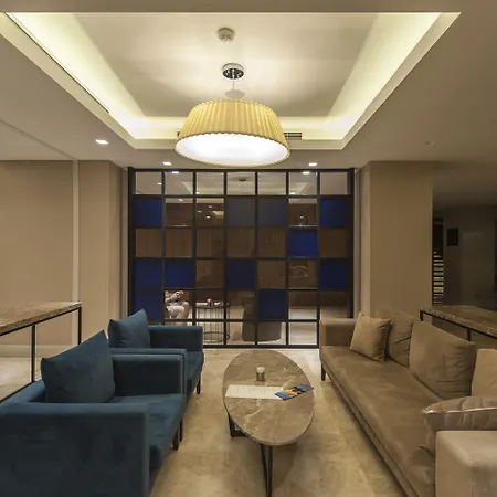 Le Bleu & 5*